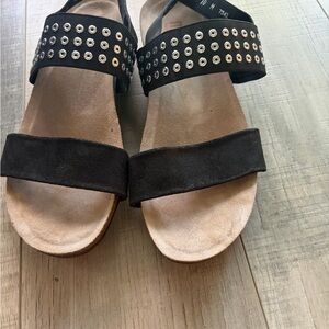 Munro Black studded sandals style named Pisces